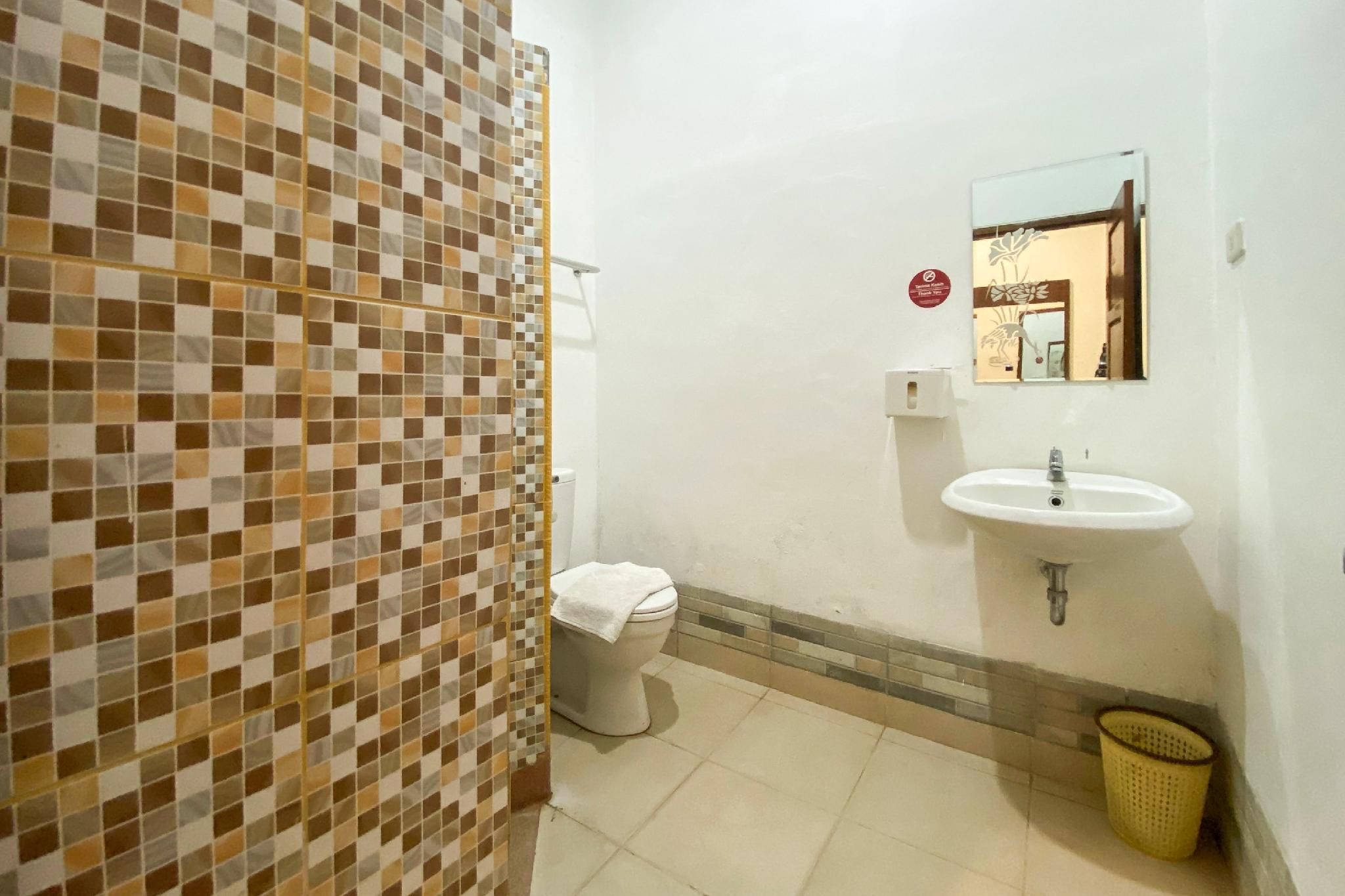 Hotel Dioba Gite Syariah Bengkulu Mitra RedDoorz Family Room 3