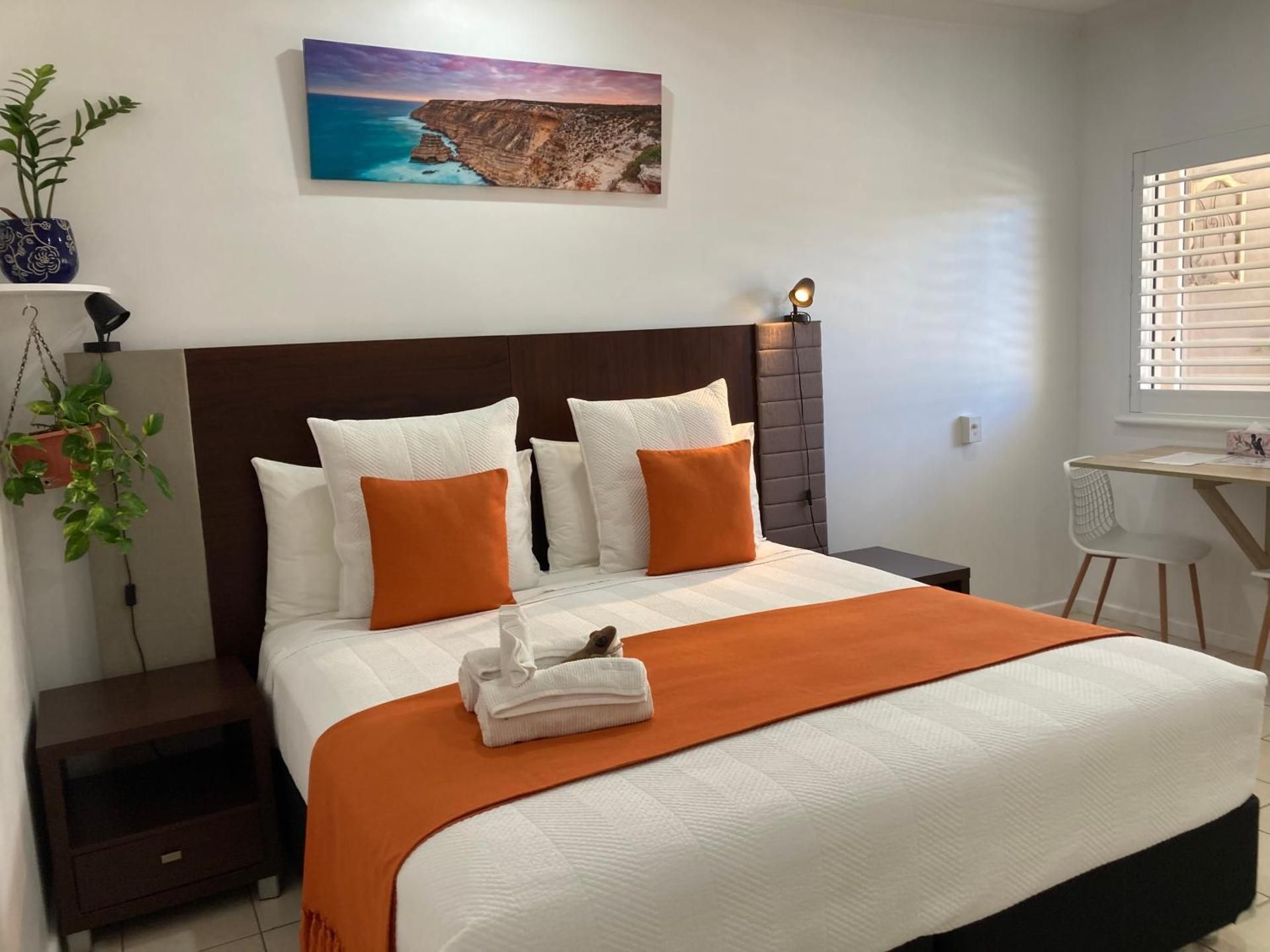 Deluxe King Room