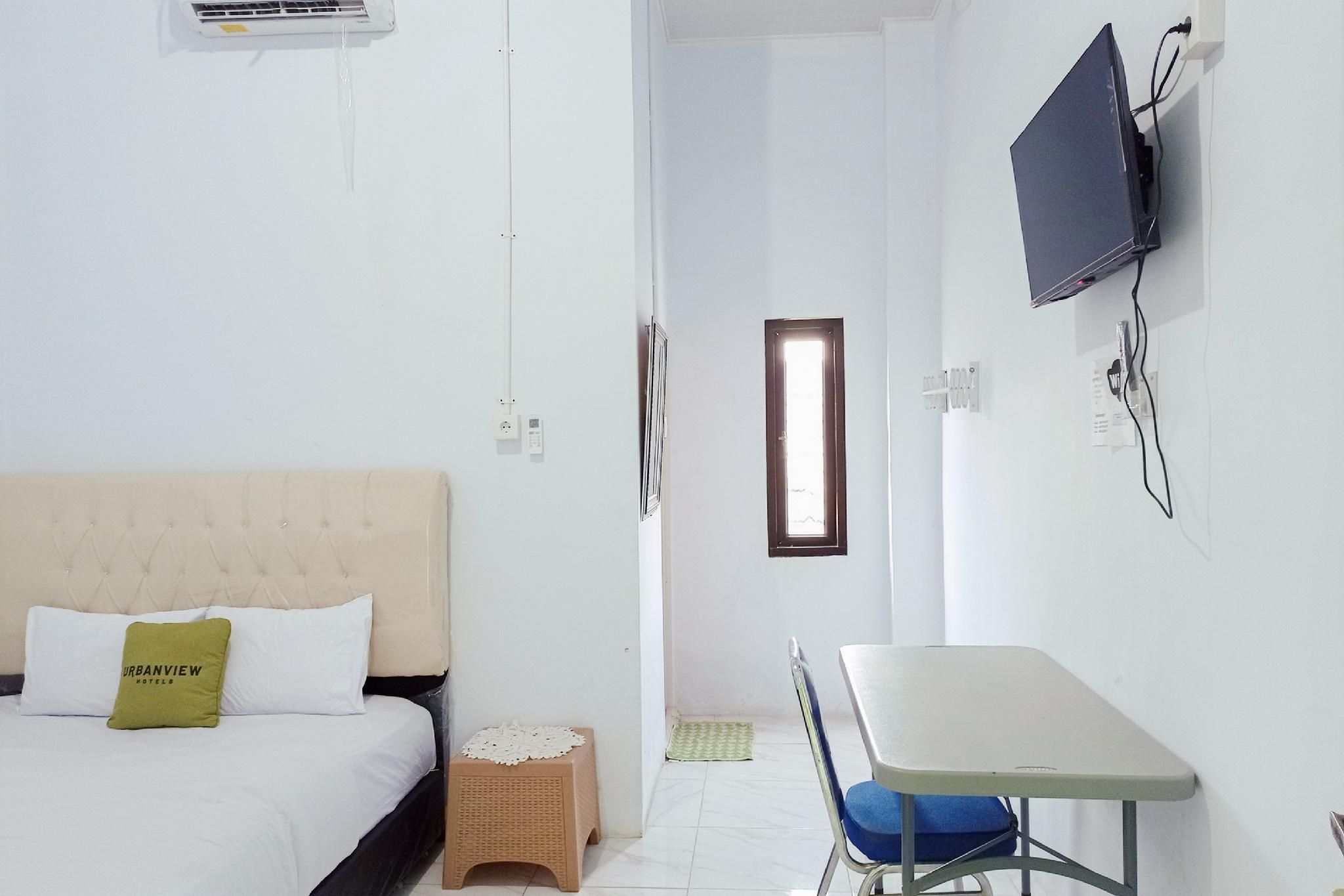 Urbanview Hotel @ Guest House Bukit Sion Bengkulu Deluxe Double 3