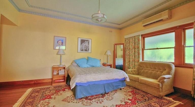 Queen Room