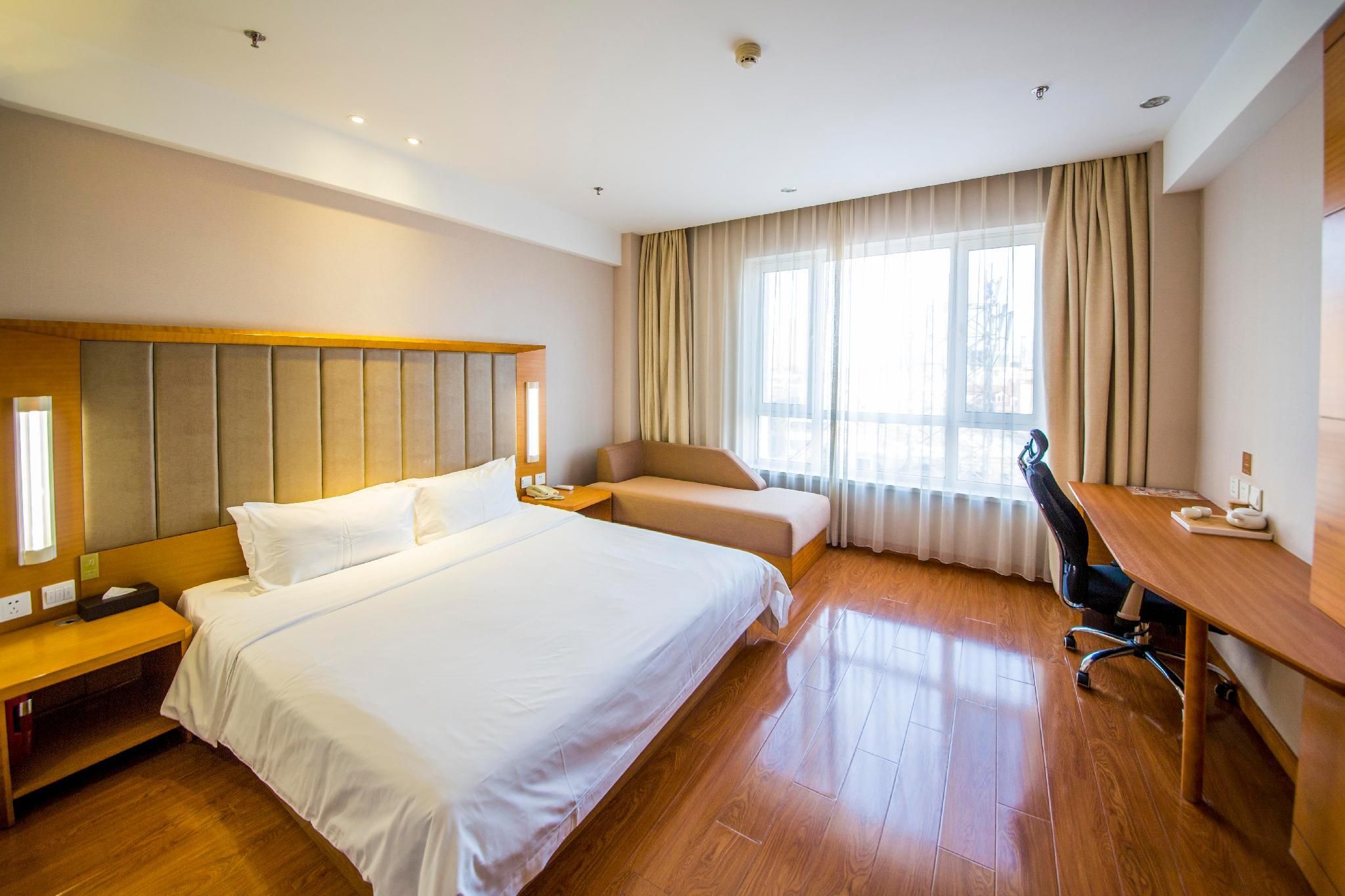 Huazhu - Superior BedRoom