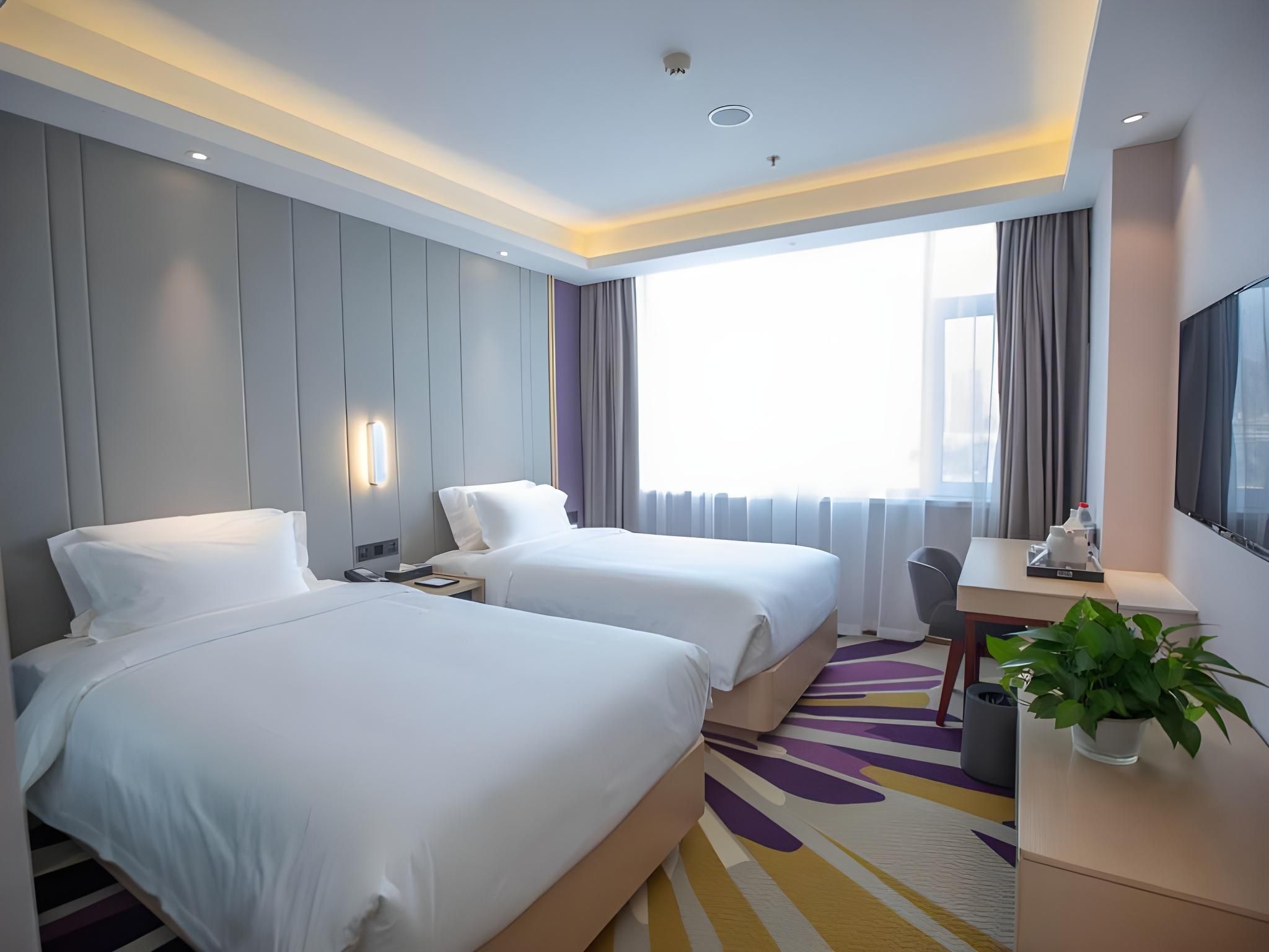Twin Deluxe Room