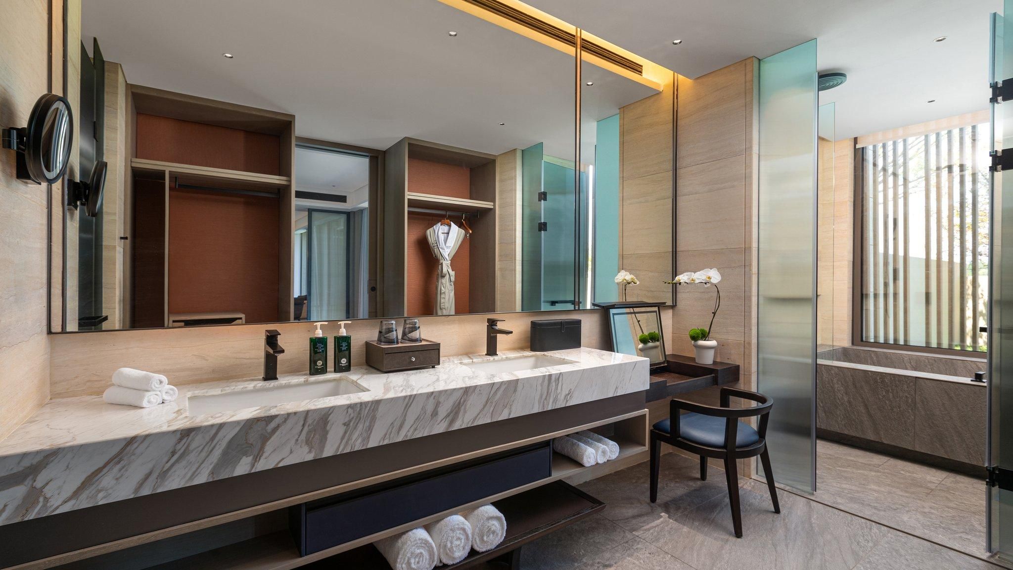 Hotel Indigo Beidaihe By IHG 1 Bedroom Suite Private Hot Spring 3