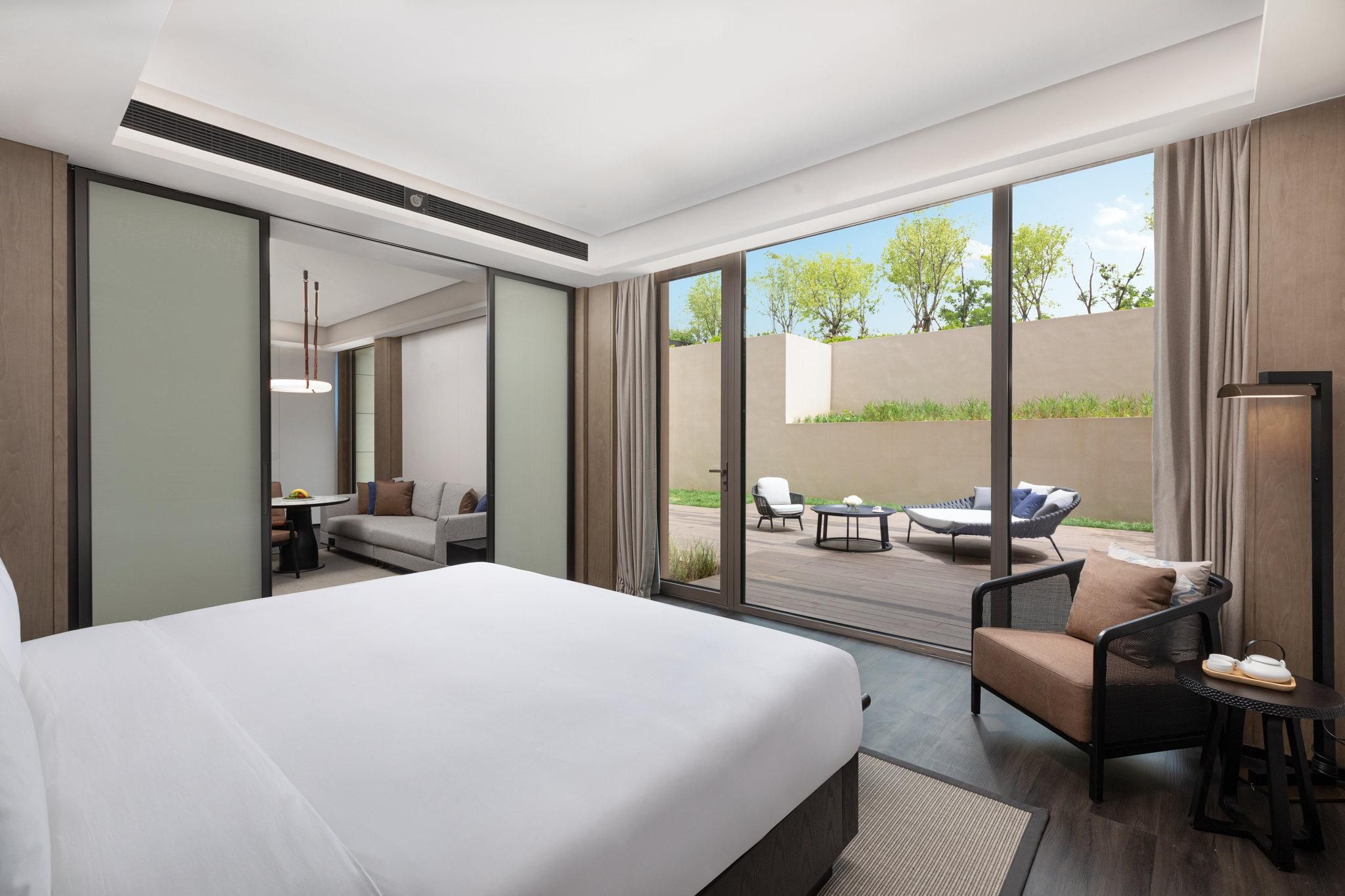 1 Bedroom Suite Private Hot Spring Terrace Access