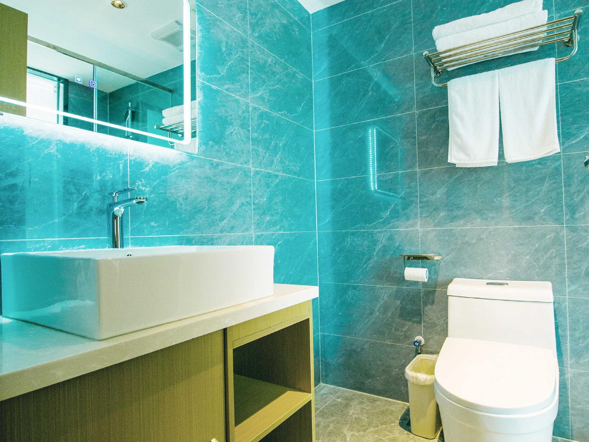 Elan Inn Qinhuangdao Shanhaiguan Railway Station Queen Superior Room 2