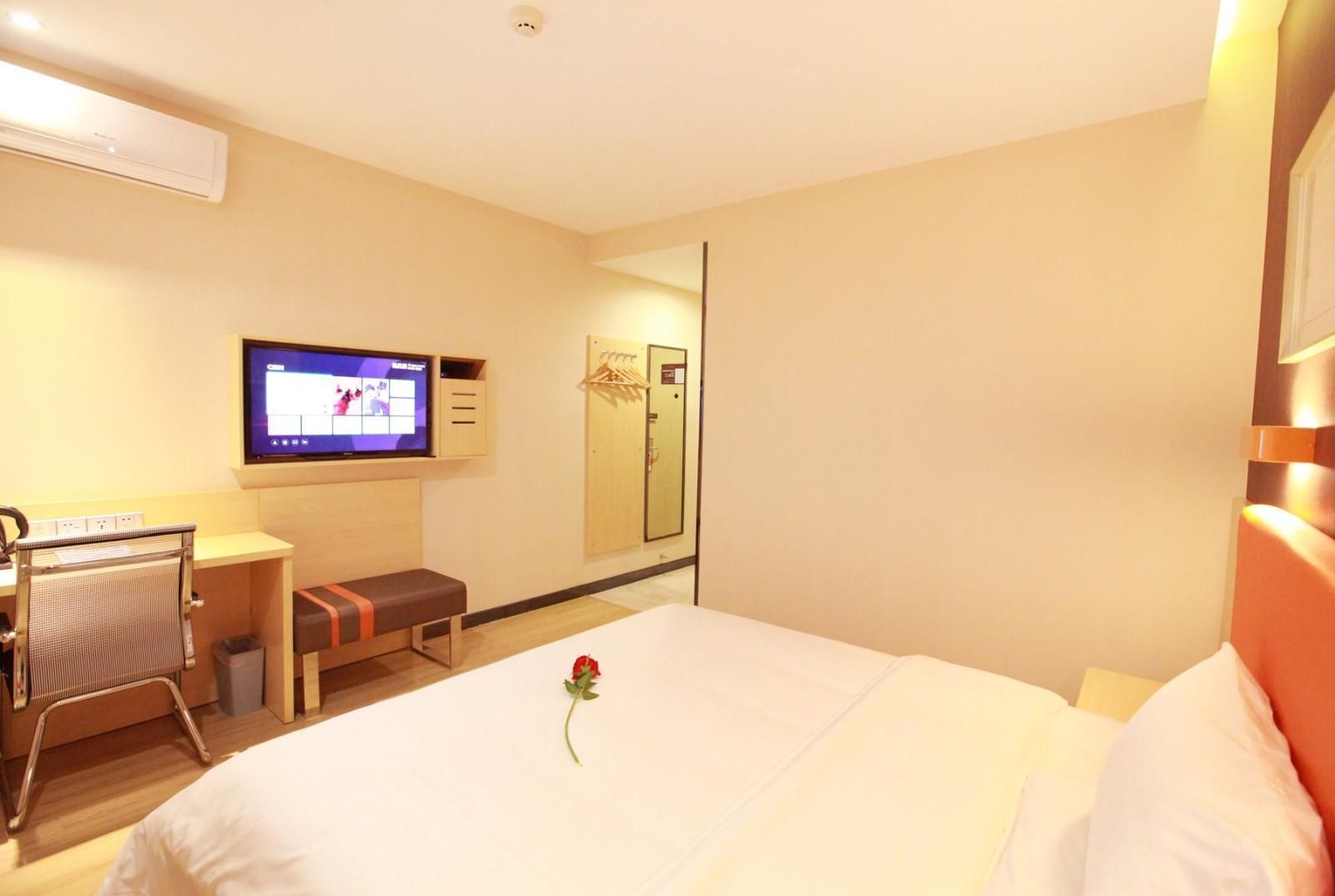 Select You Ter Room