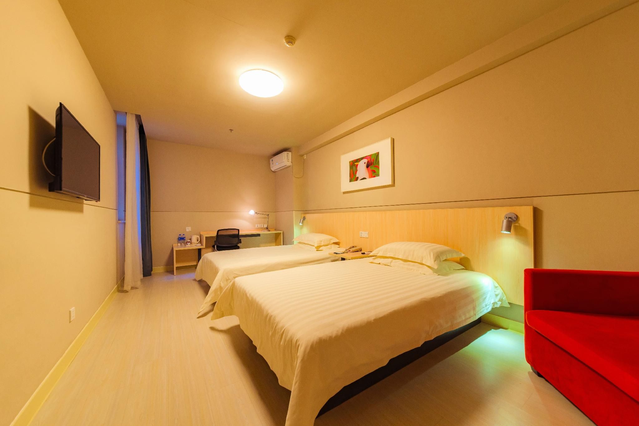 Business Standard Room B