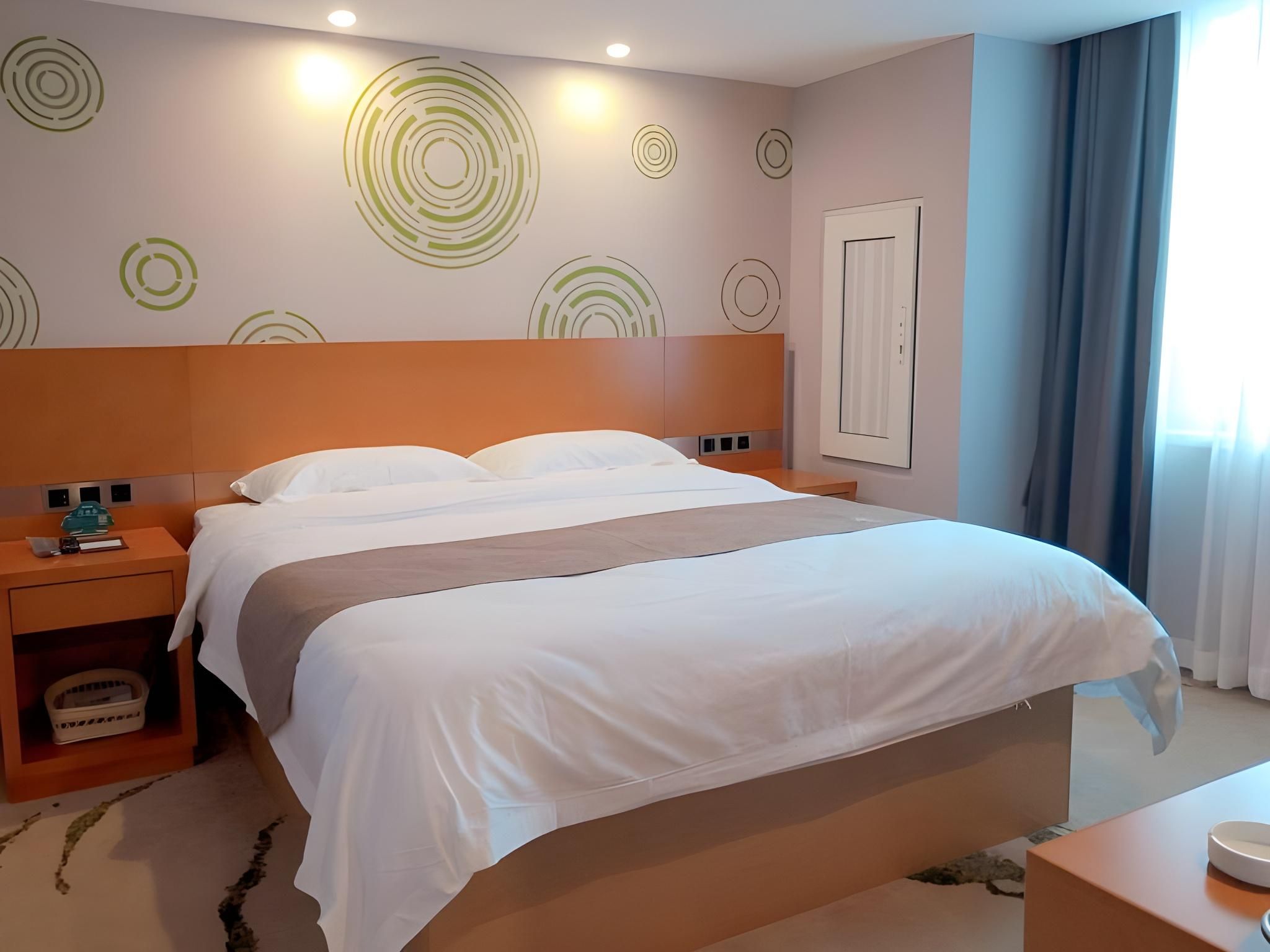 GTI - 1 Bed Guest Room, 1.5M Bed