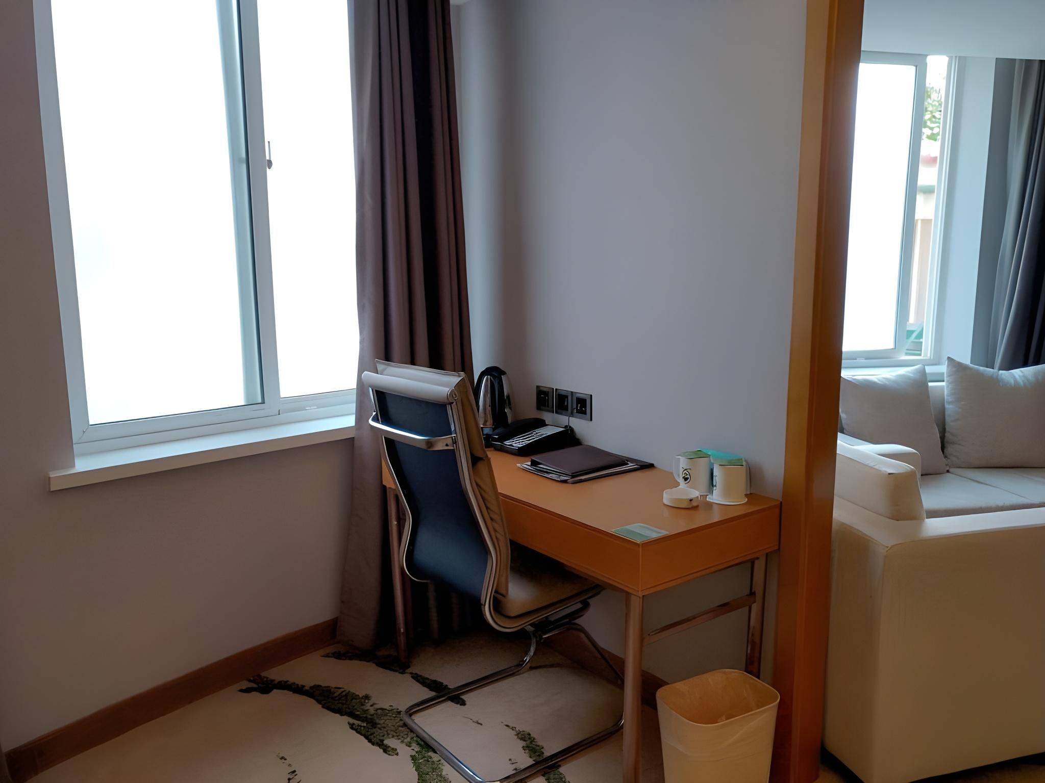 GTR - 1 Bed Guest Room no Window