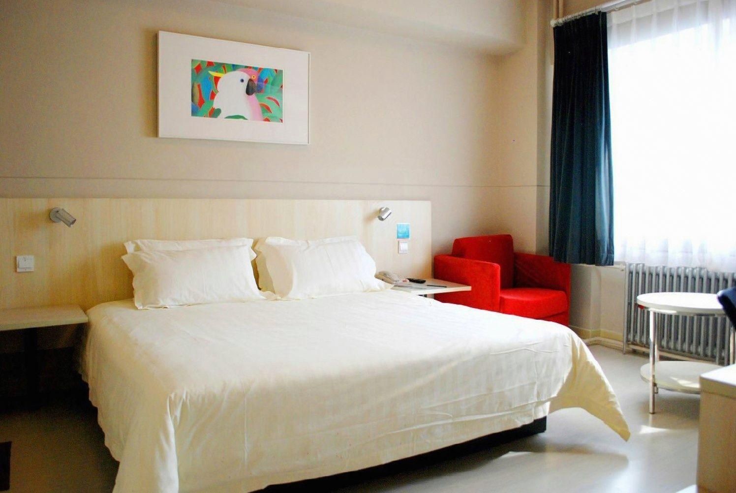 WH - Superior Bed Suite