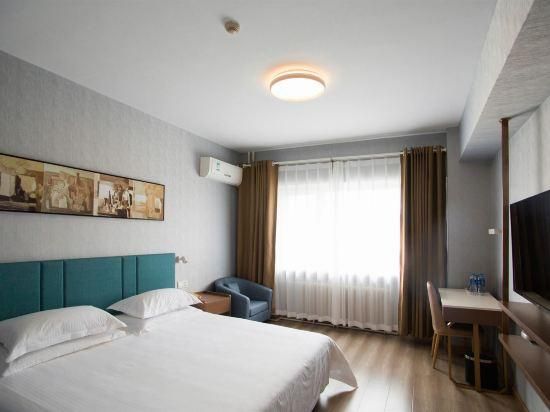 wh - deluxe bed room