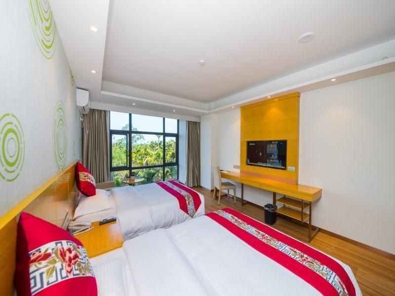 GreenTree Inn Qionghai Bo'ao Railway Station Twin Room with View 2