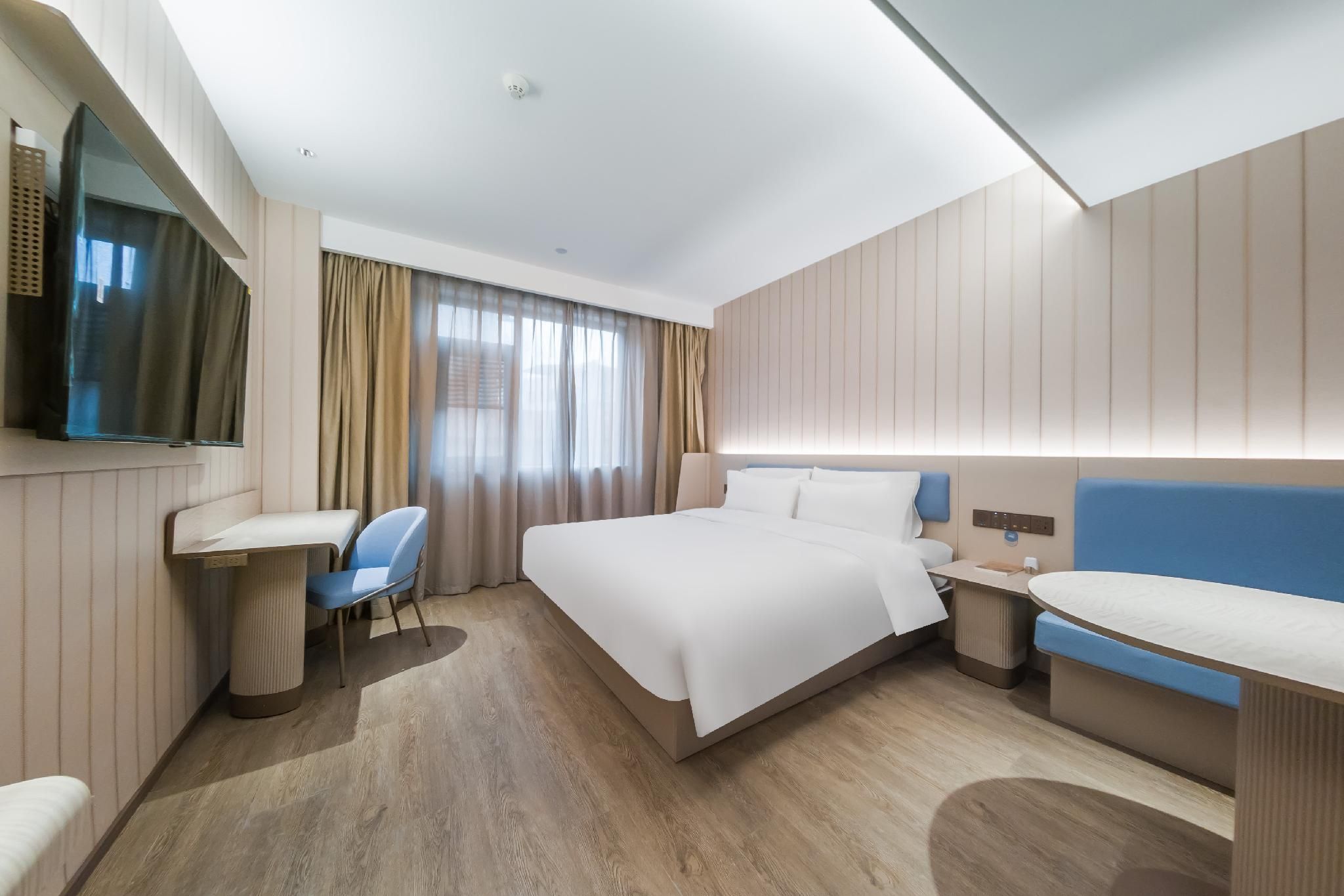 Huazhu - Superior BedRoom