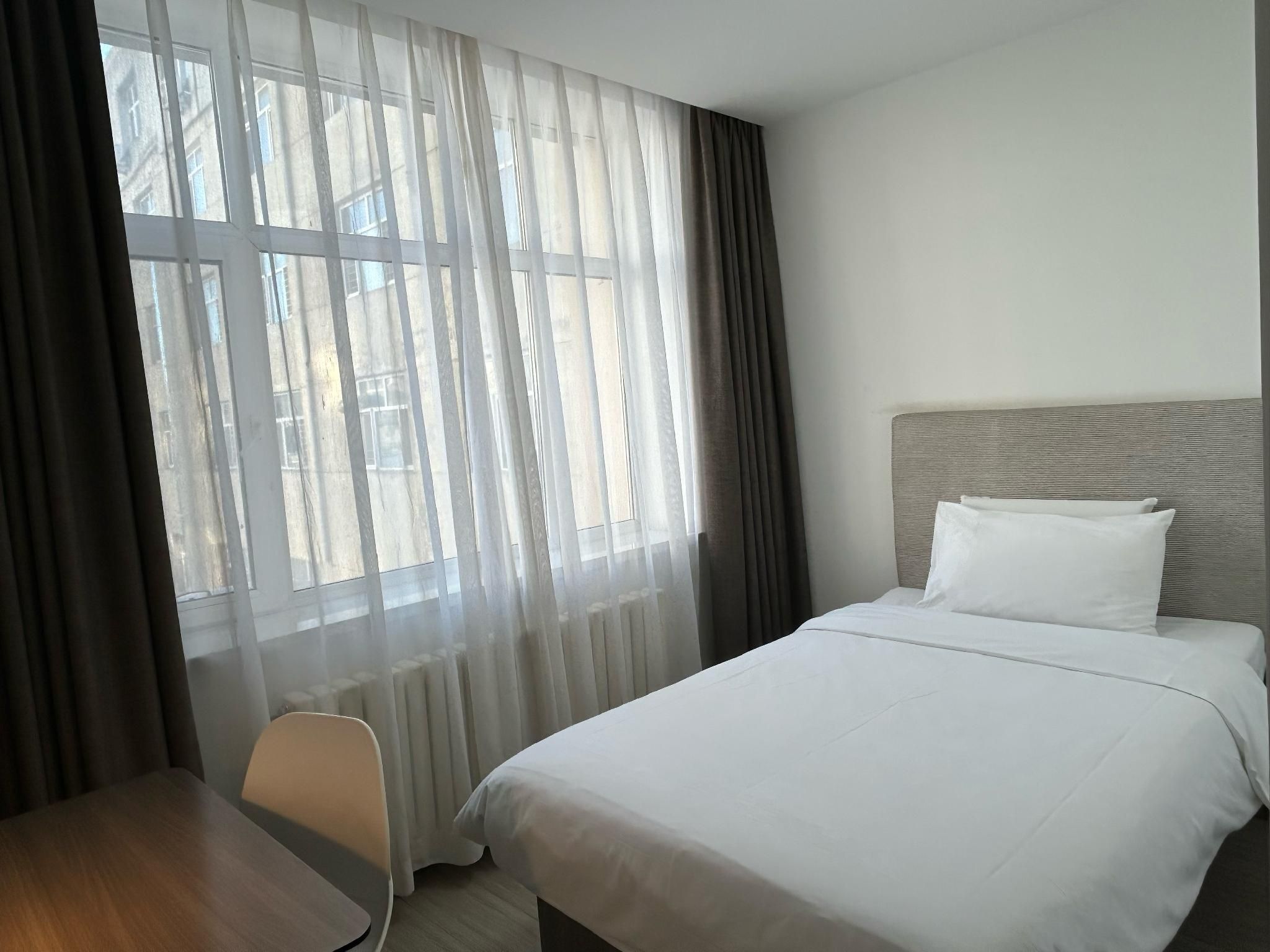 Huazhu - Triple Room