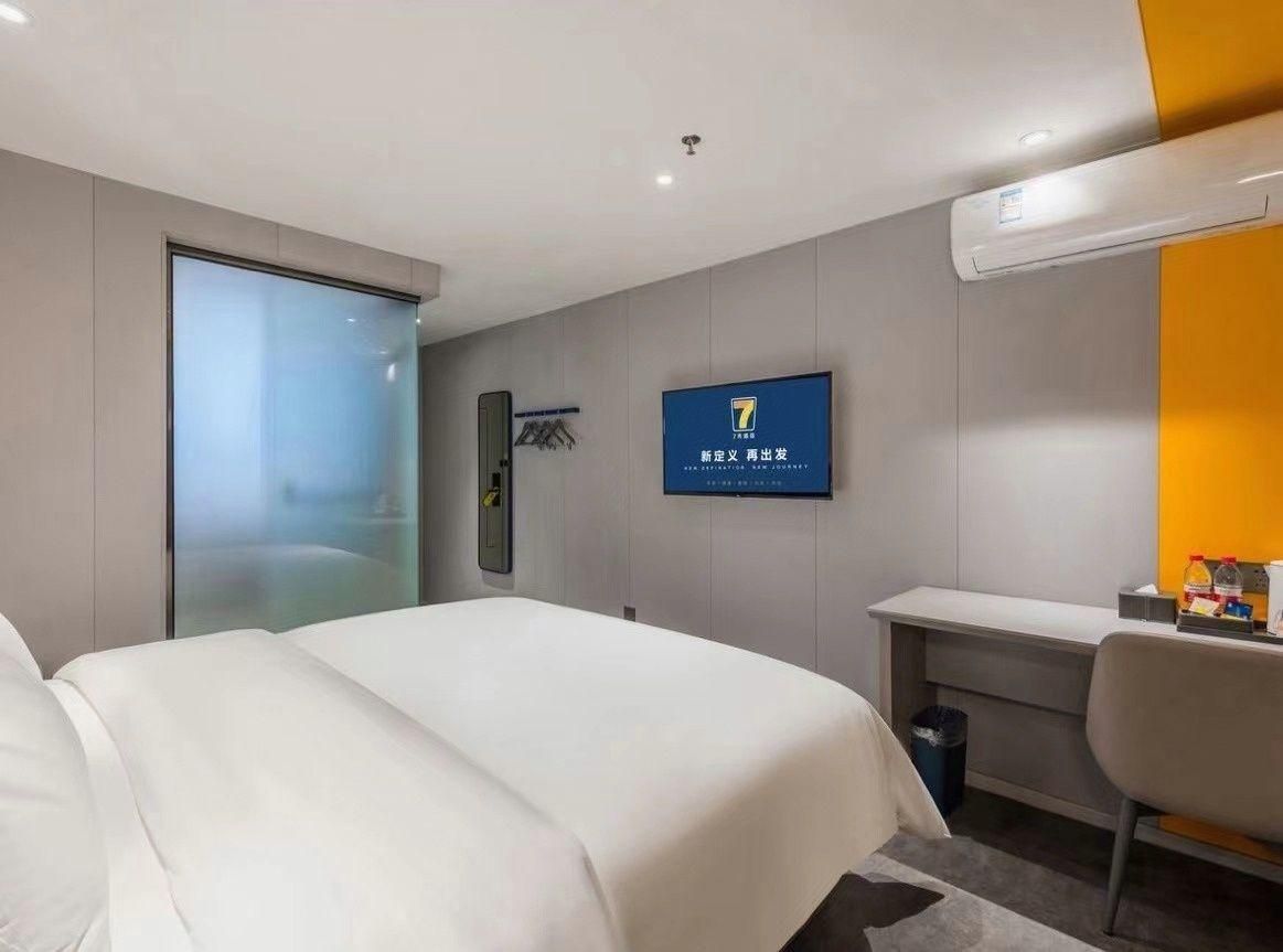 WH - Traditional Bed Room