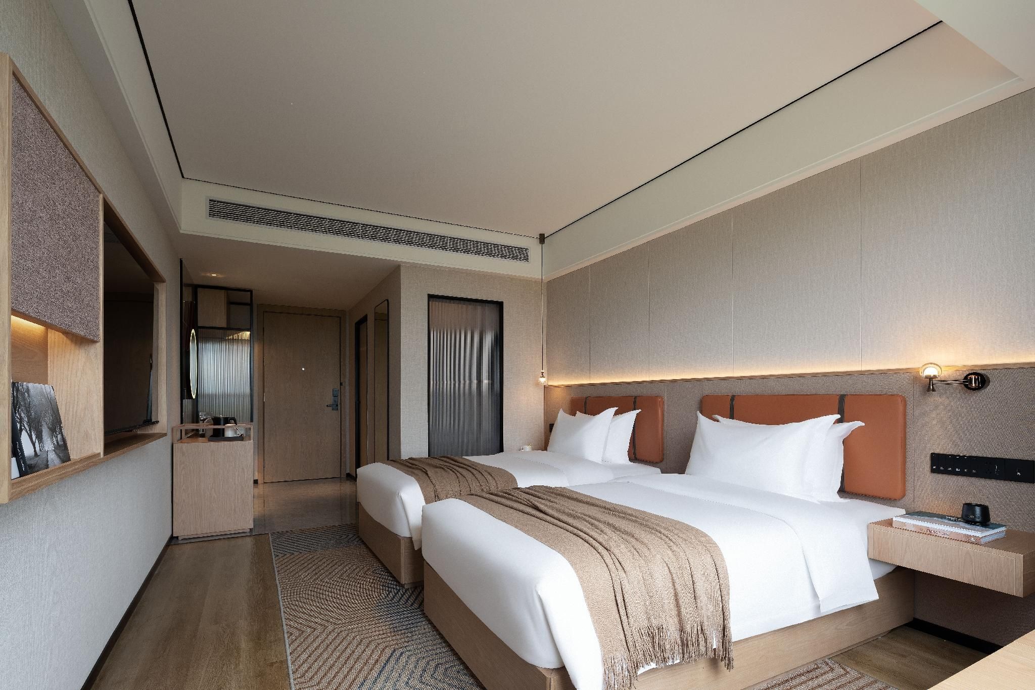 Yunman Twin Room