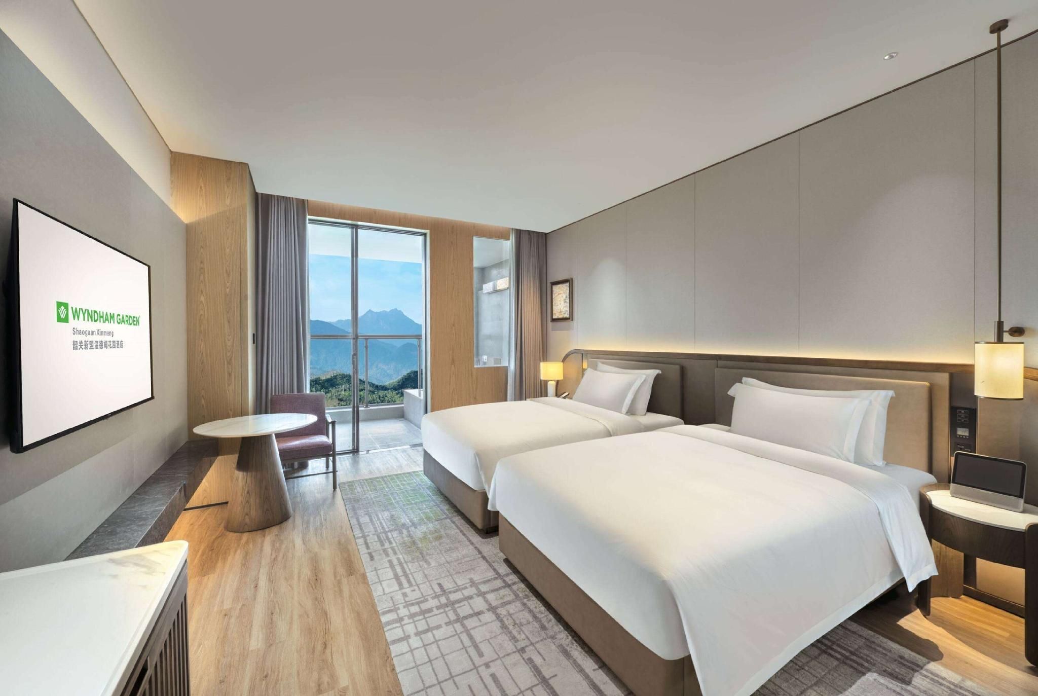 2 Double Beds, Mountain View, Hot Spring Pool, Non-Smoking