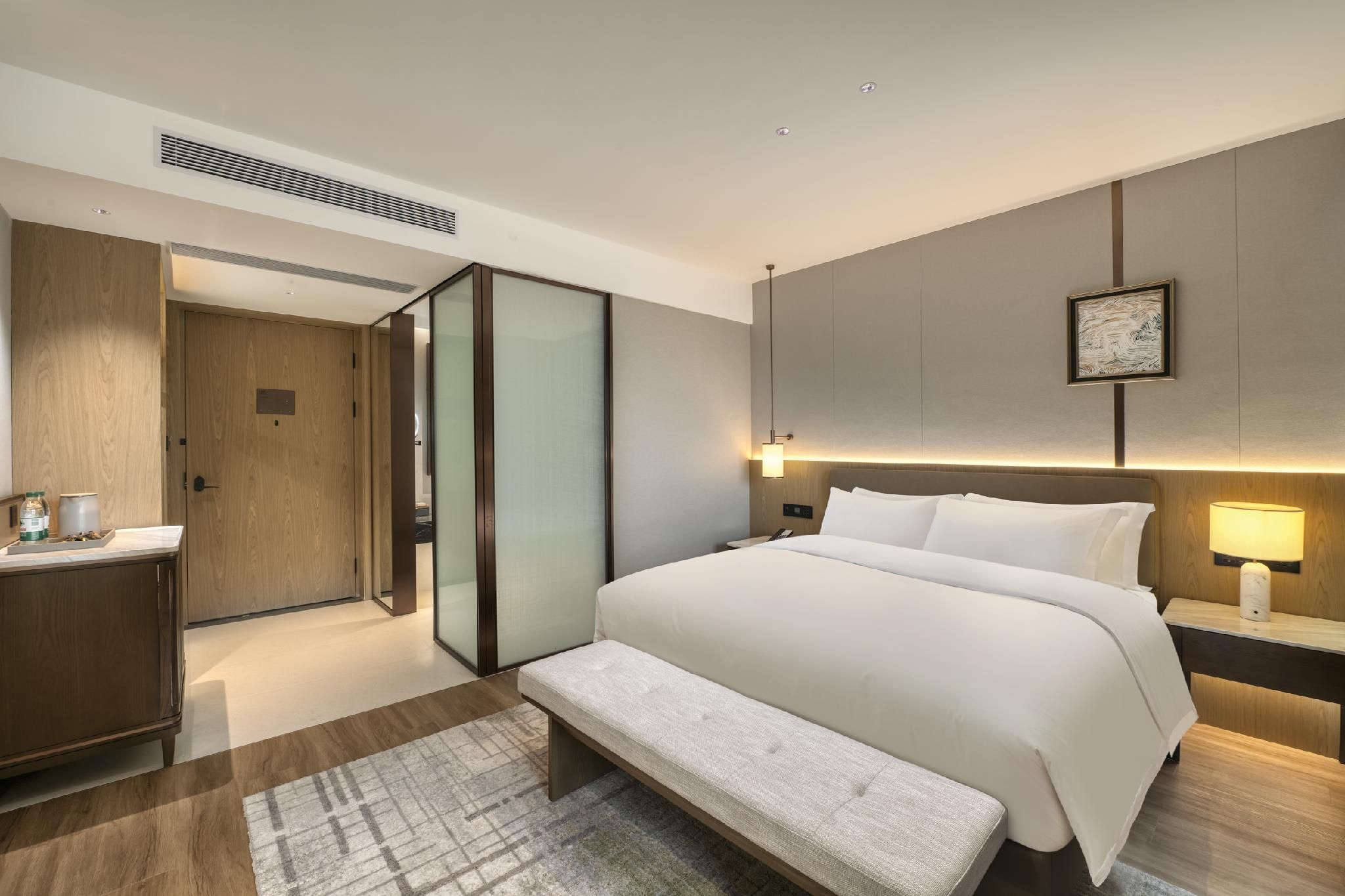 1 King Bed, Mountain View, Hot Spring Pool, Non-Smoking