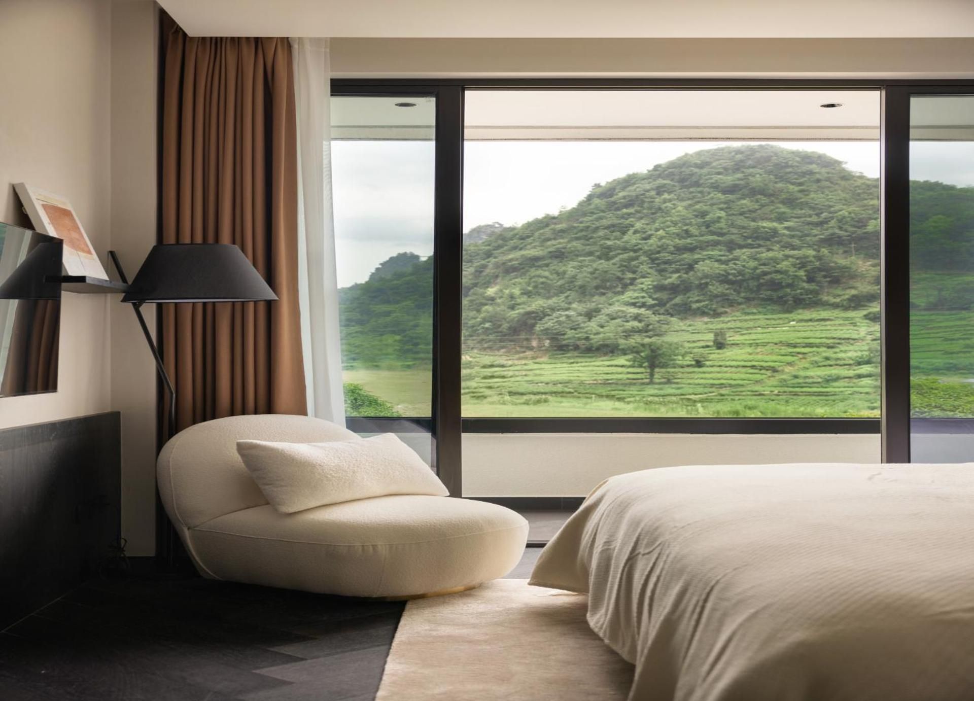 Double Room with Mountain View