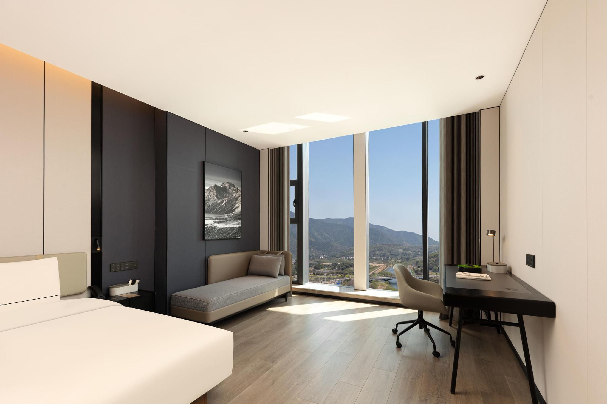 Atour - Premium Twin Room