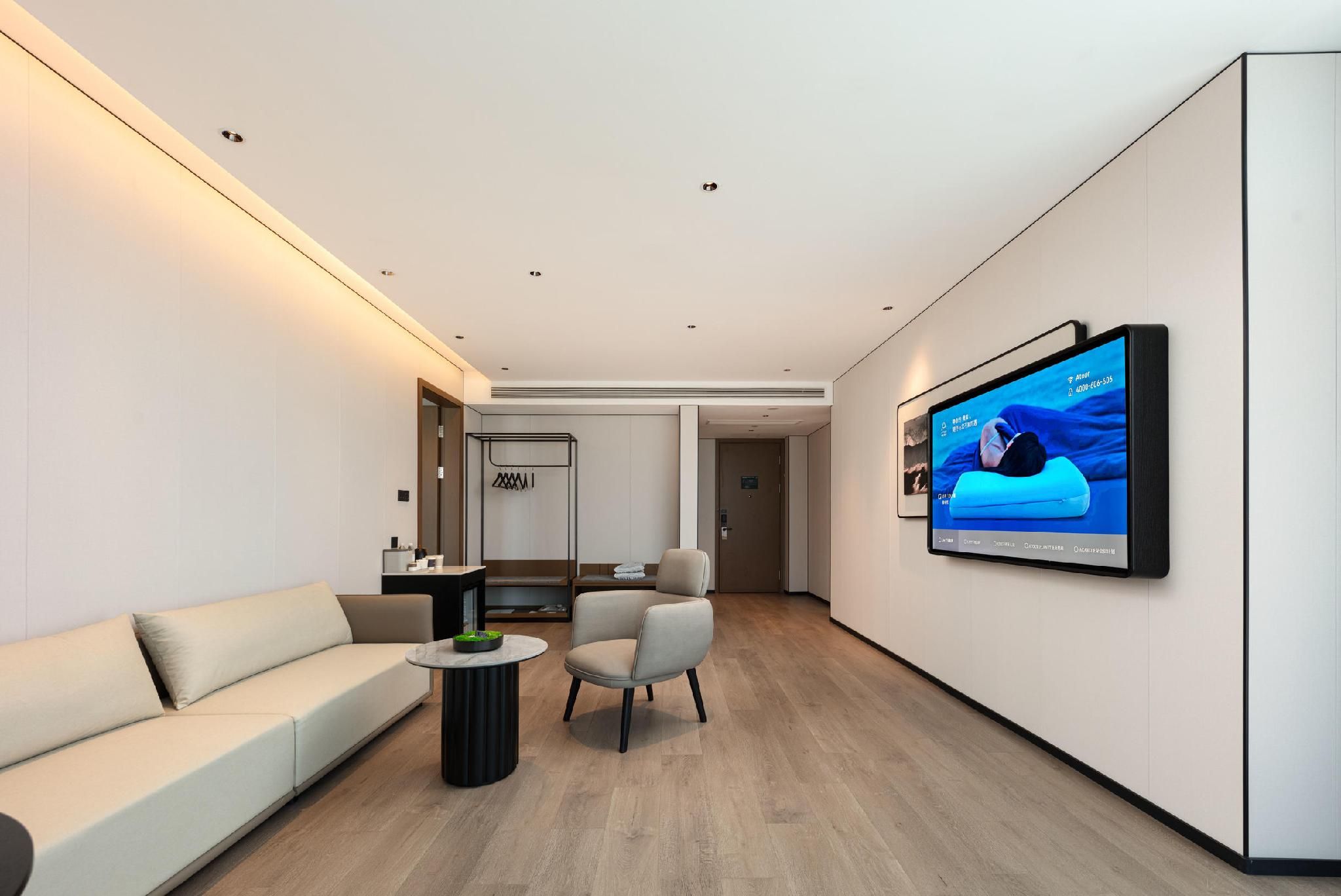 Premier Suites