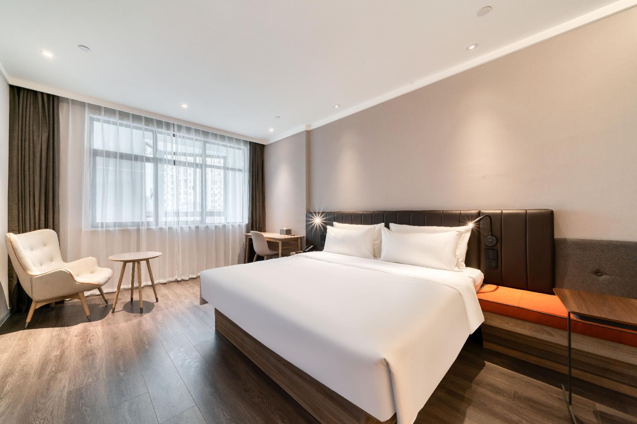 Huazhu - Superior BedRoom