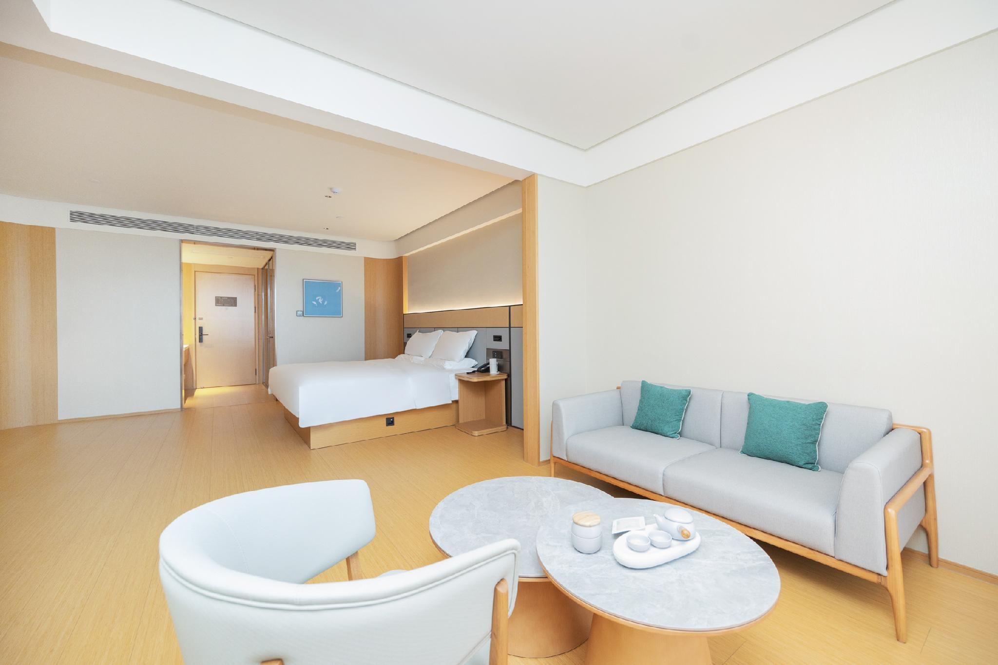Huazhu - Deluxe Bed Room