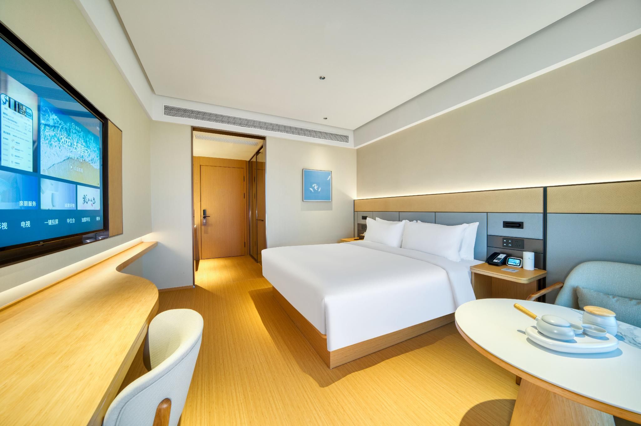 Huazhu - Superior BedRoom