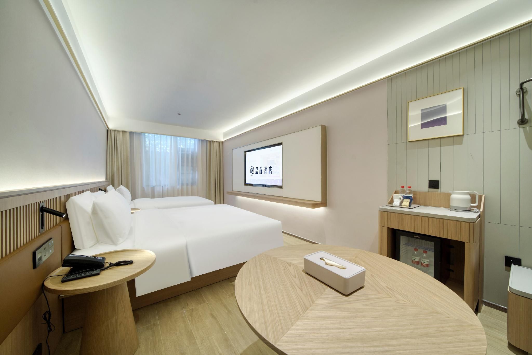 Huazhu - Deluxe Family Room