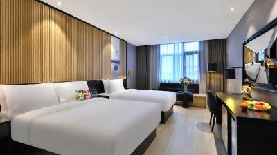 Deluxe Family Room, Guest room