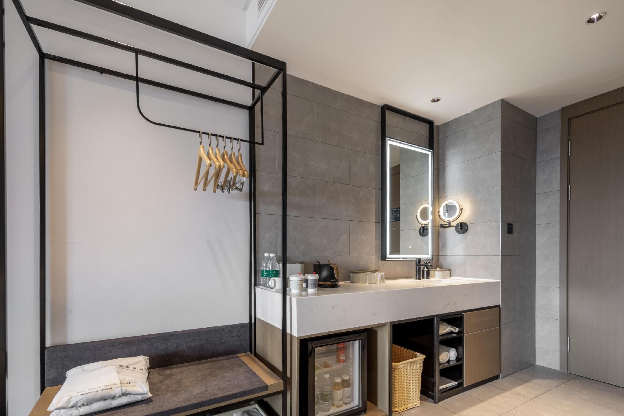 Atour - JIMU Family Room