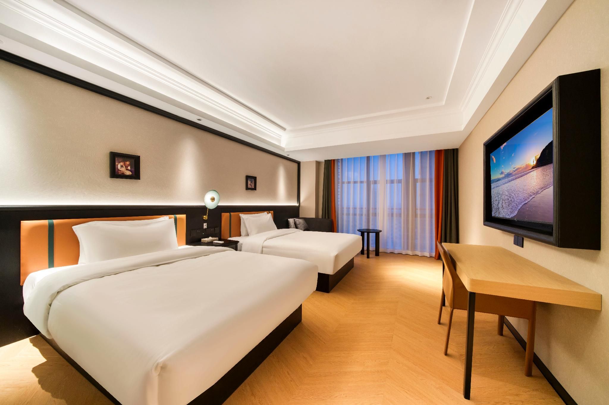 Huazhu - Deluxe Twin Room