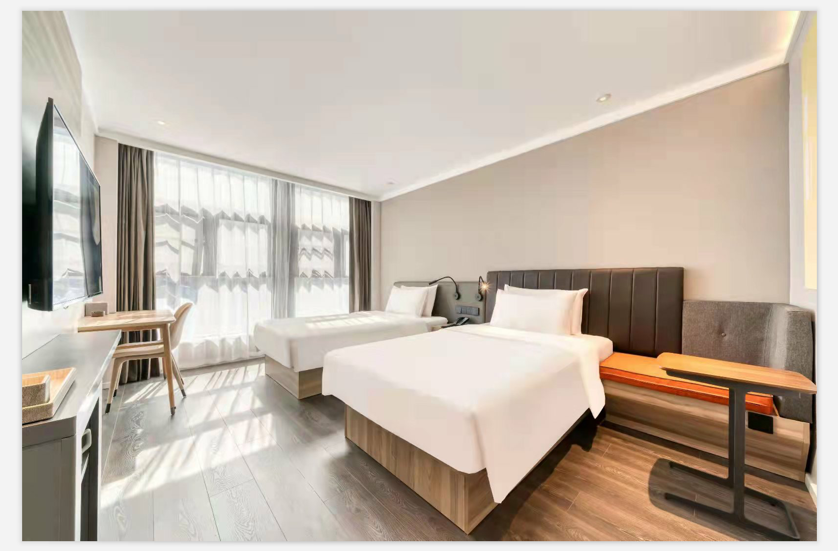Huazhu - Business Twin Room