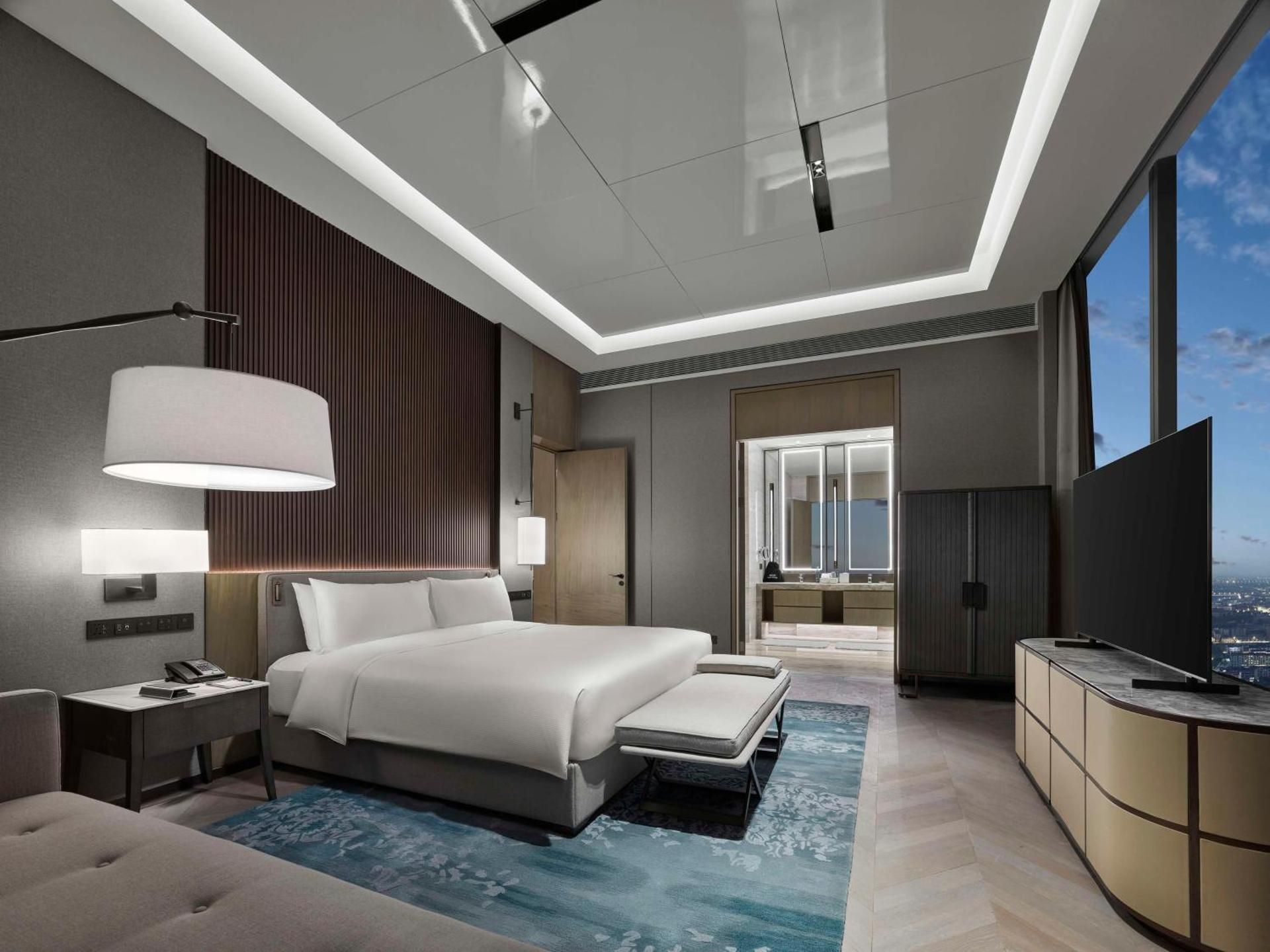 King Junior Suite