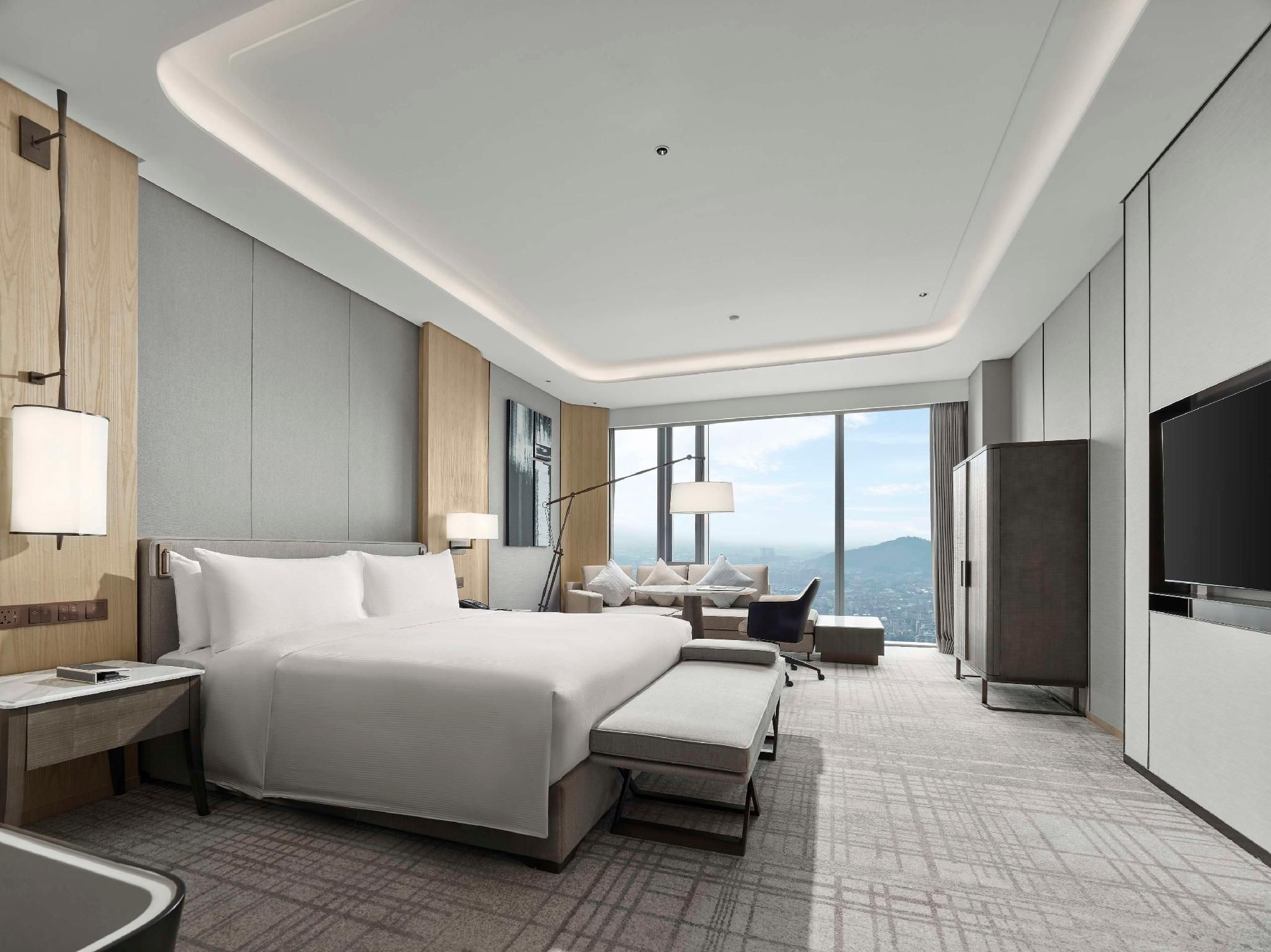 King Deluxe Room