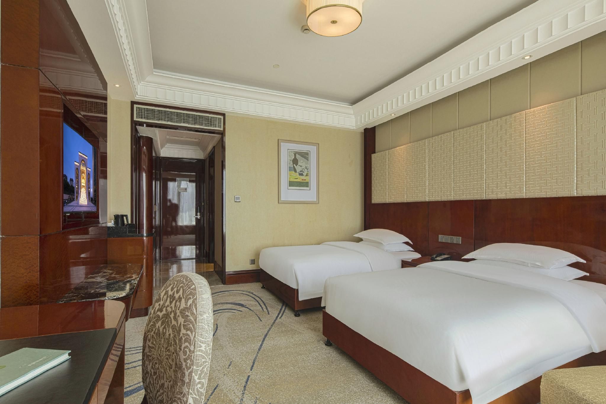 Deluxe 2 Twin Beds Smoking Room