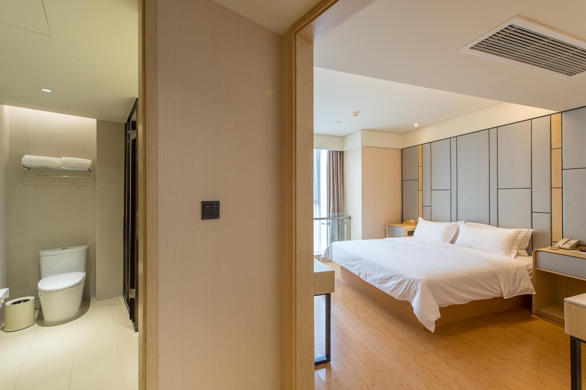 Huazhu - Superior BedRoom