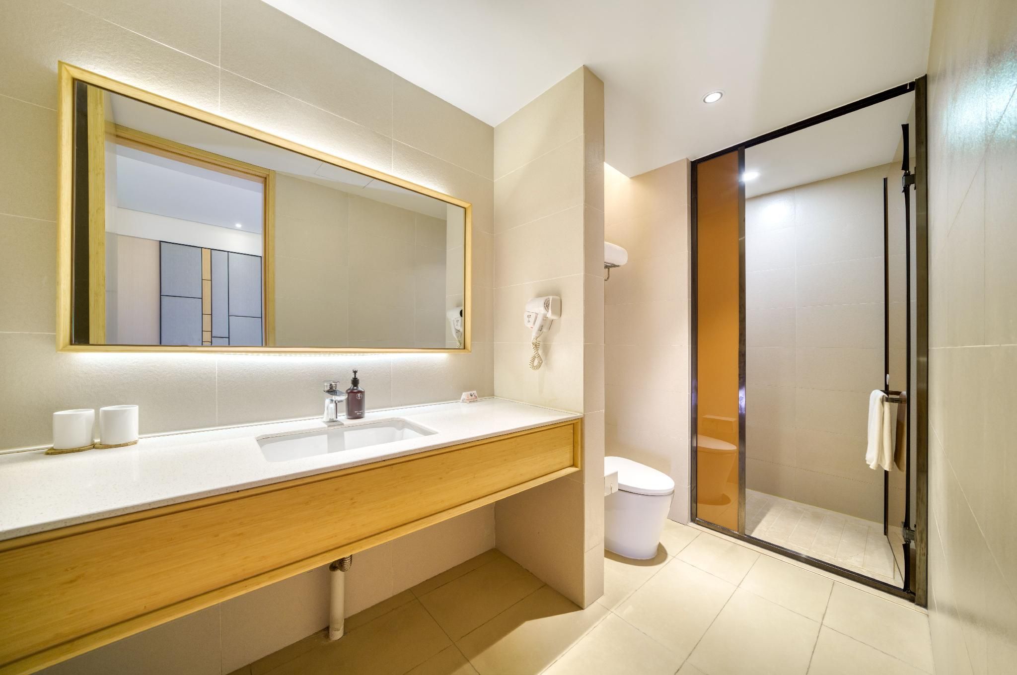 Business Queen Bed Room