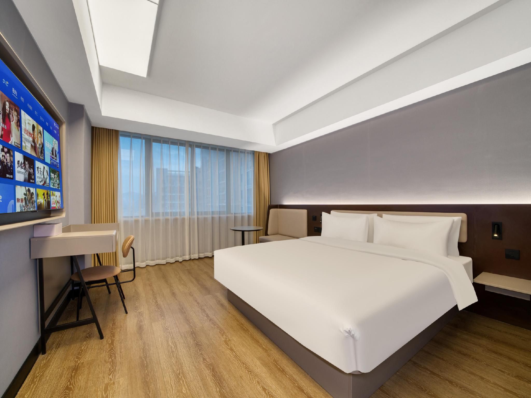 Queen Room A