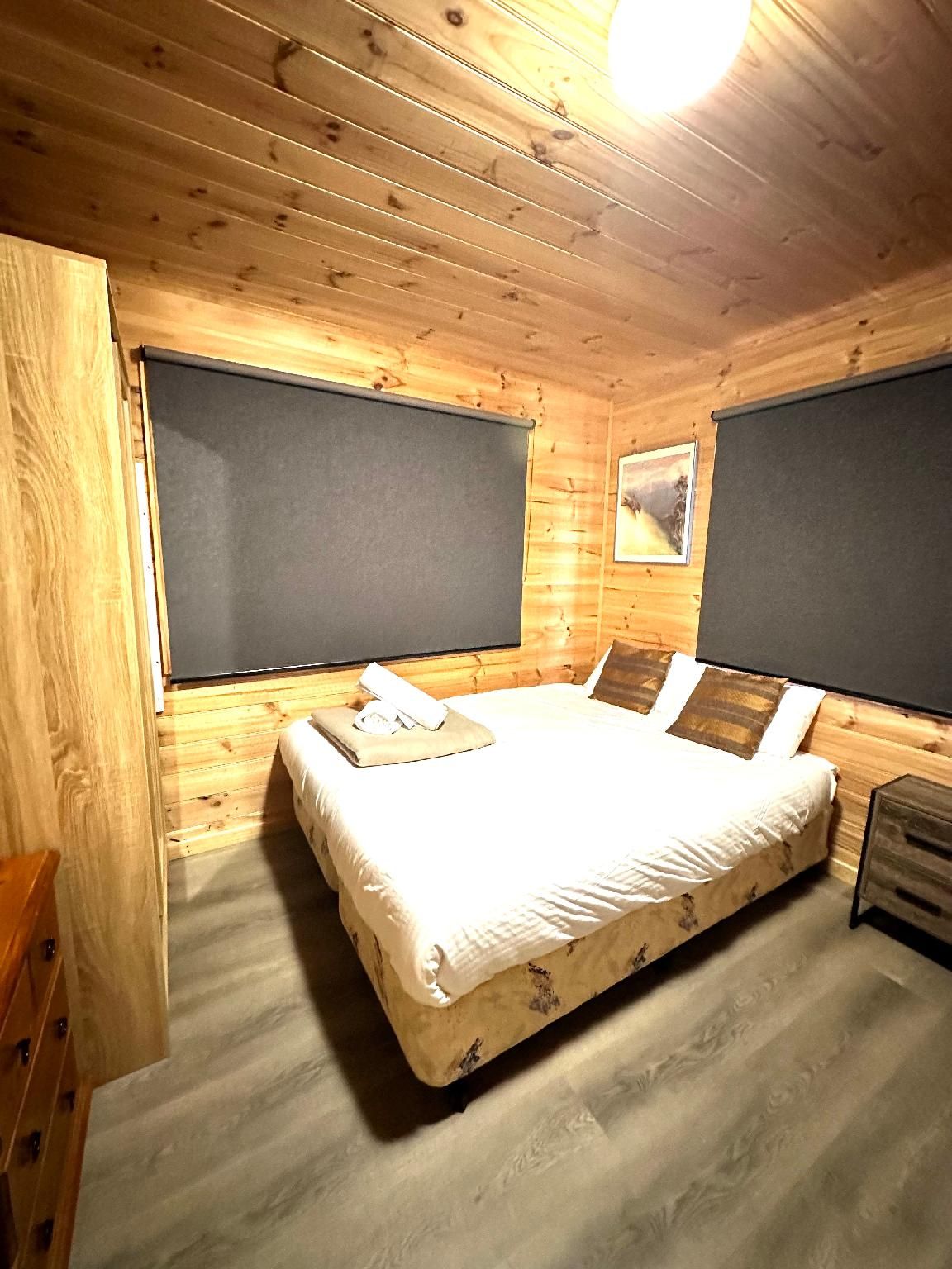 One Bedroom Cabin
