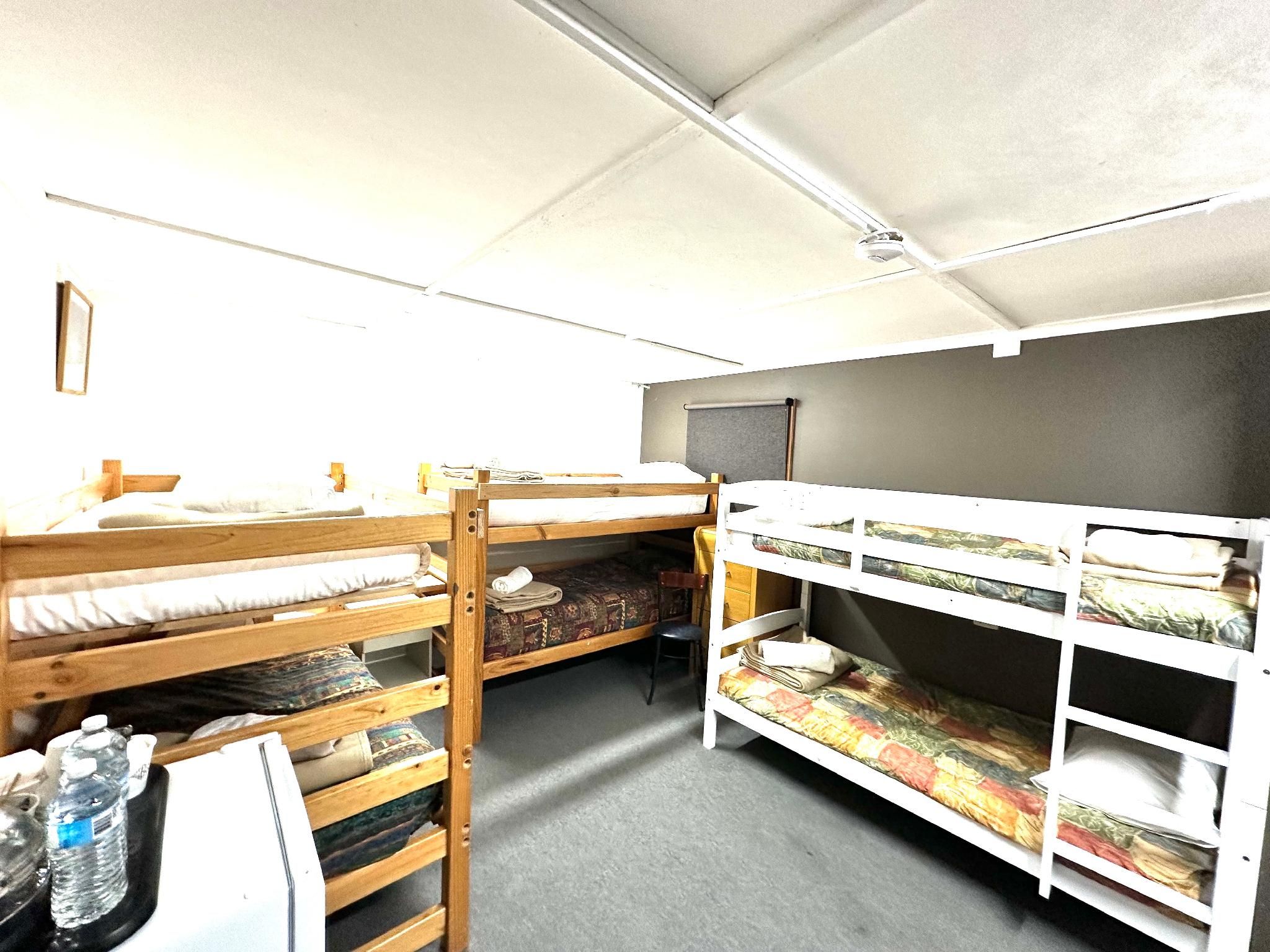 Room for 8 People