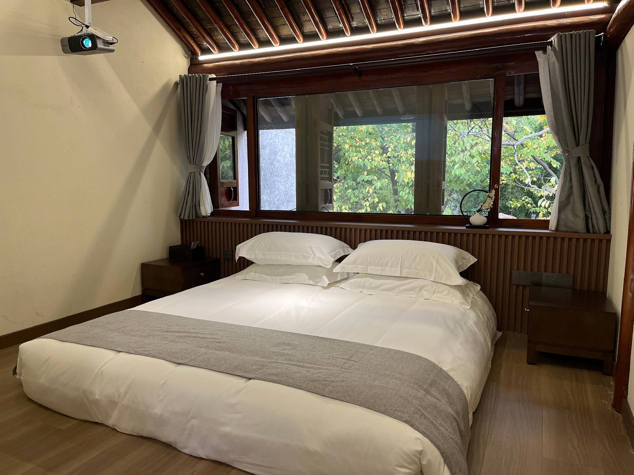 Floral Hotel·Jianshuige B&B (Keyan Scenic Area Tatami Queen Room