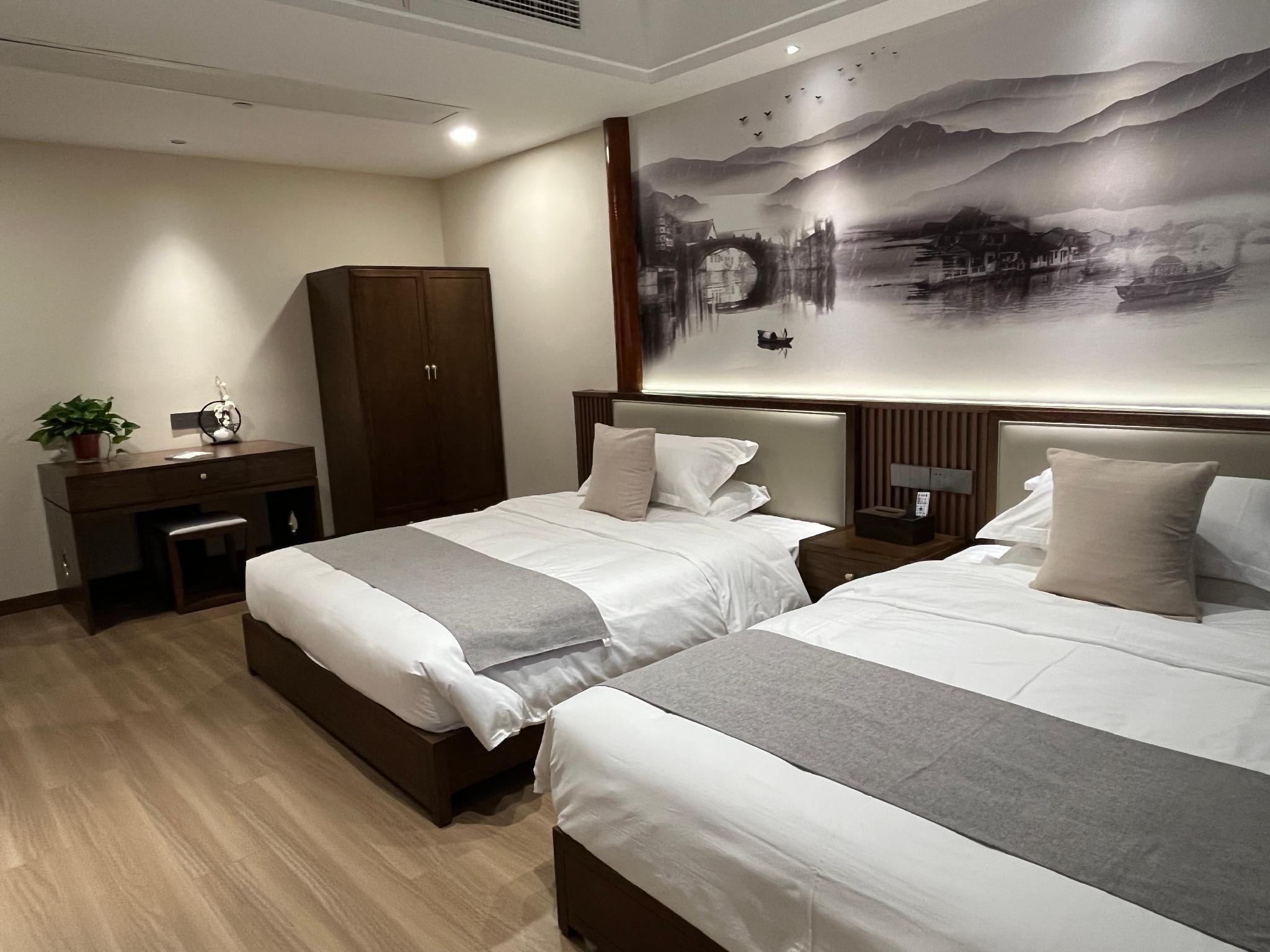 Floral Hotel·Jianshuige B&B (Keyan Scenic Area Family Suite with 2 Double Beds 2