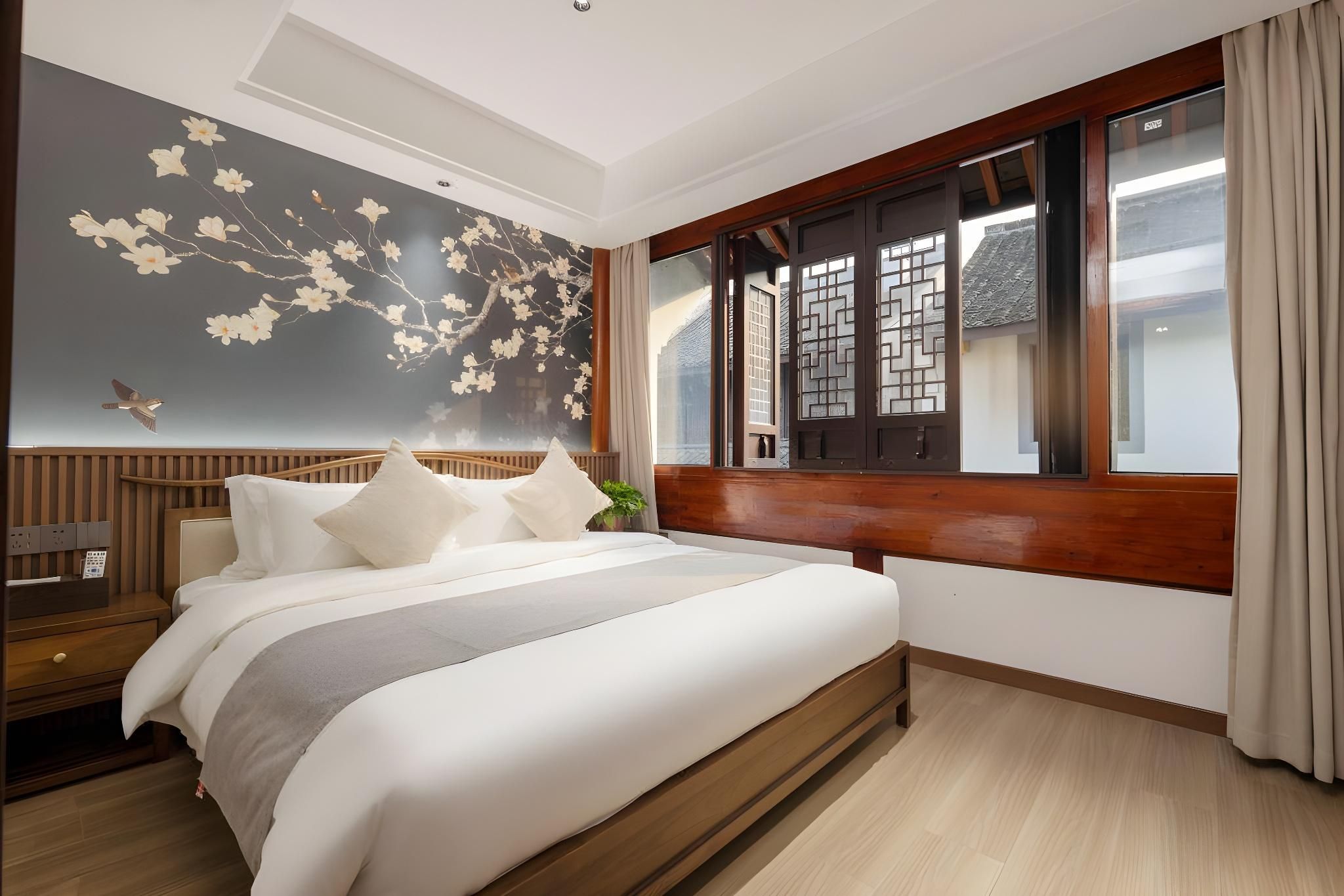 Main Building Family Suite