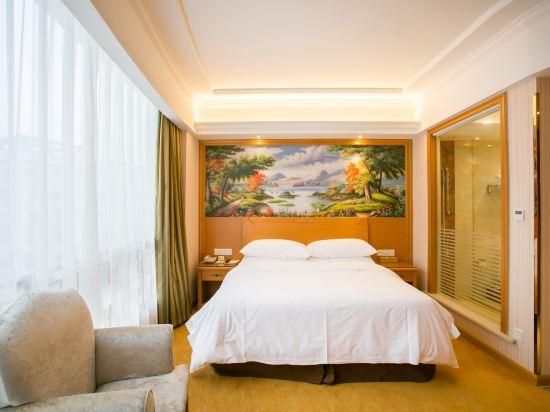 WH - Superior Bed Room