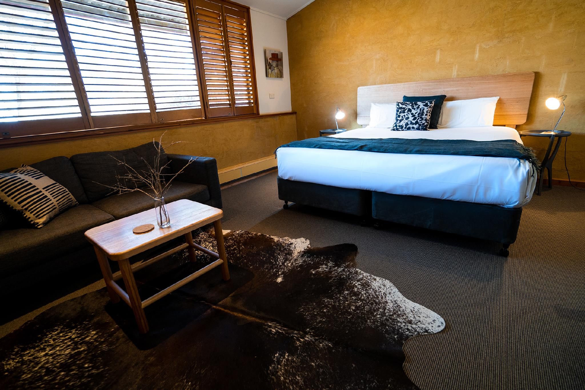 Deluxe King Suite