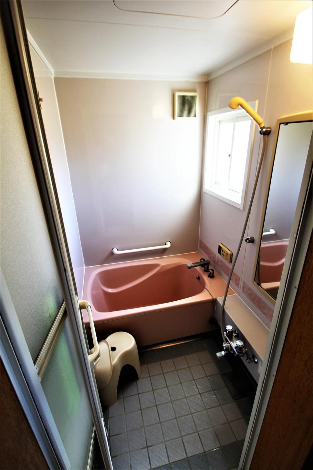 Mixed Dormitory Room