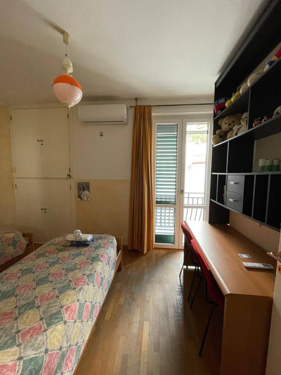 Twin Room with Private External Bathroom