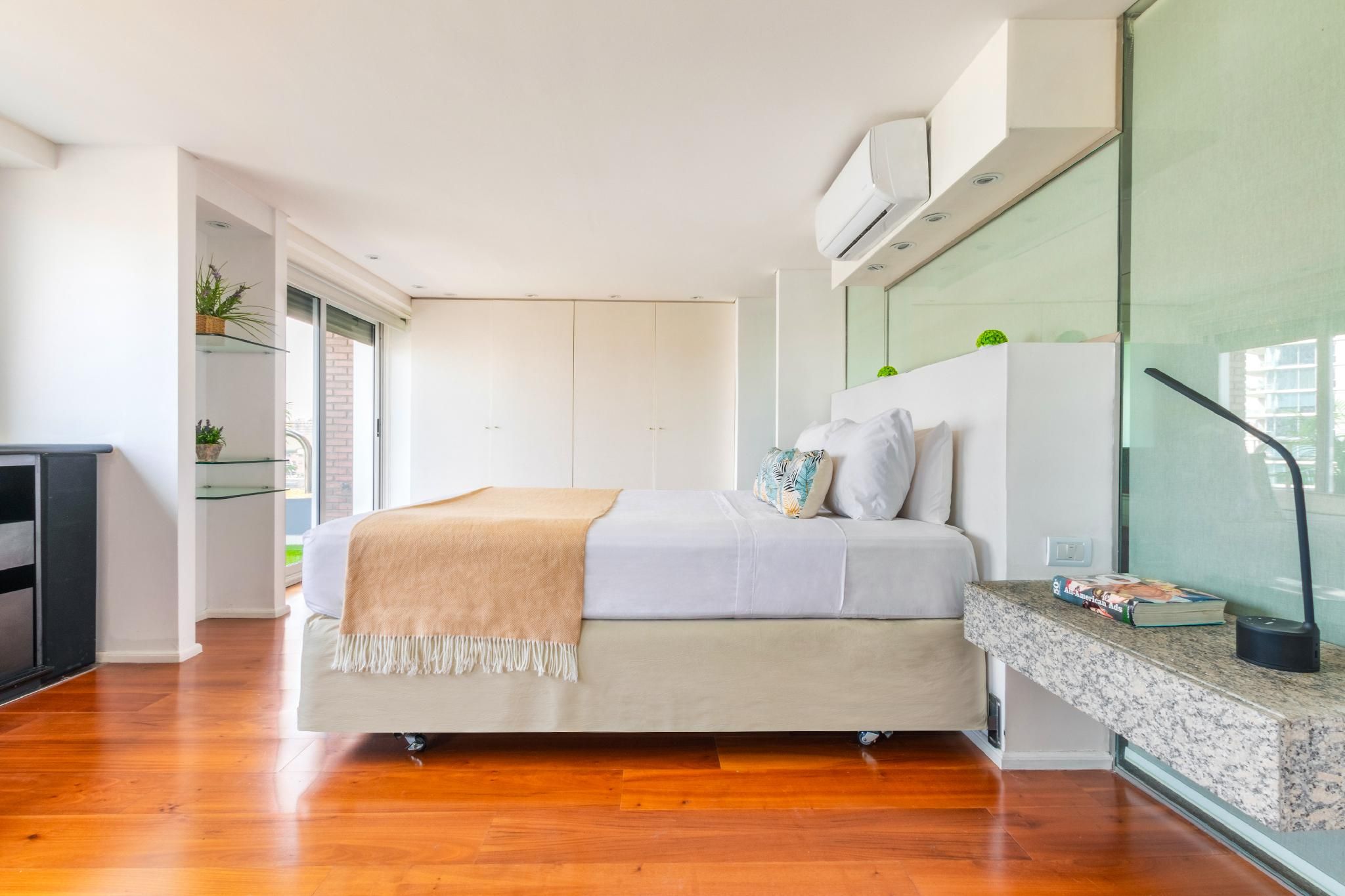 Deluxe Apartment with Jacuzzi