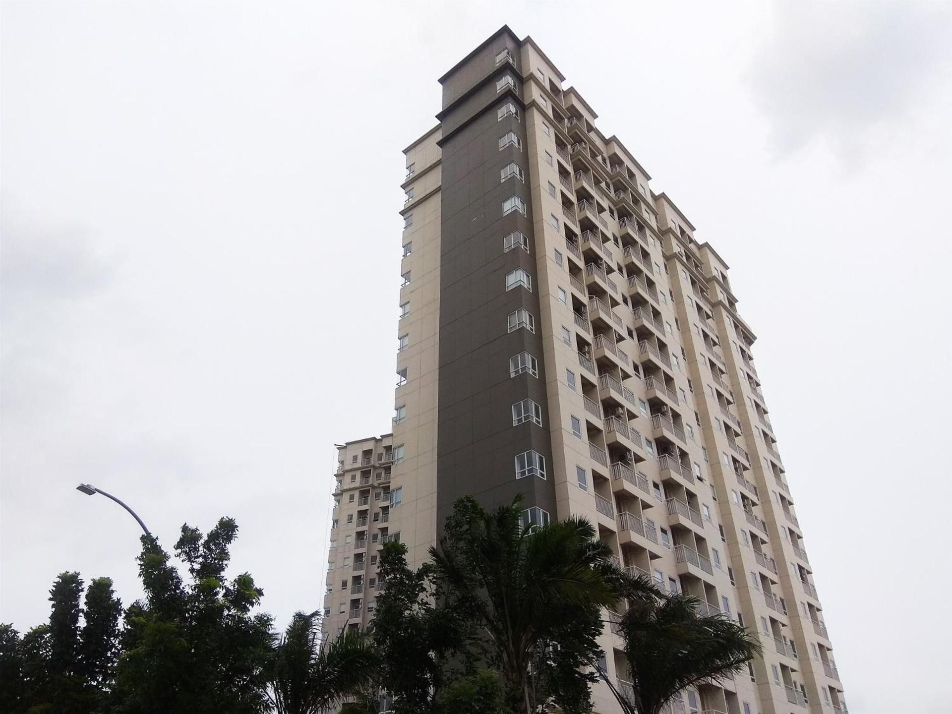 Comfy Studio at Mustika Golf Apartment By Travelio
